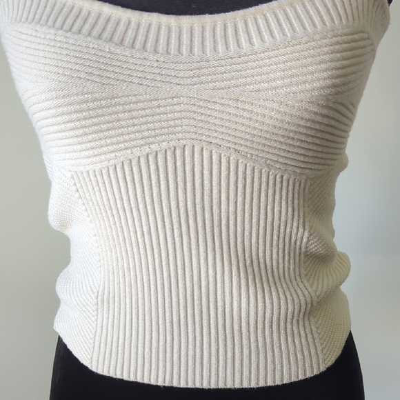 White Ribbed Fitted Tank Top - Picture 5 of 10